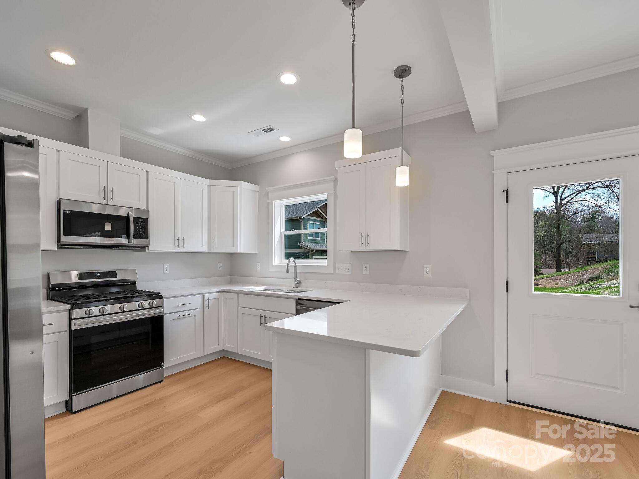 Baker's Creek - Residential