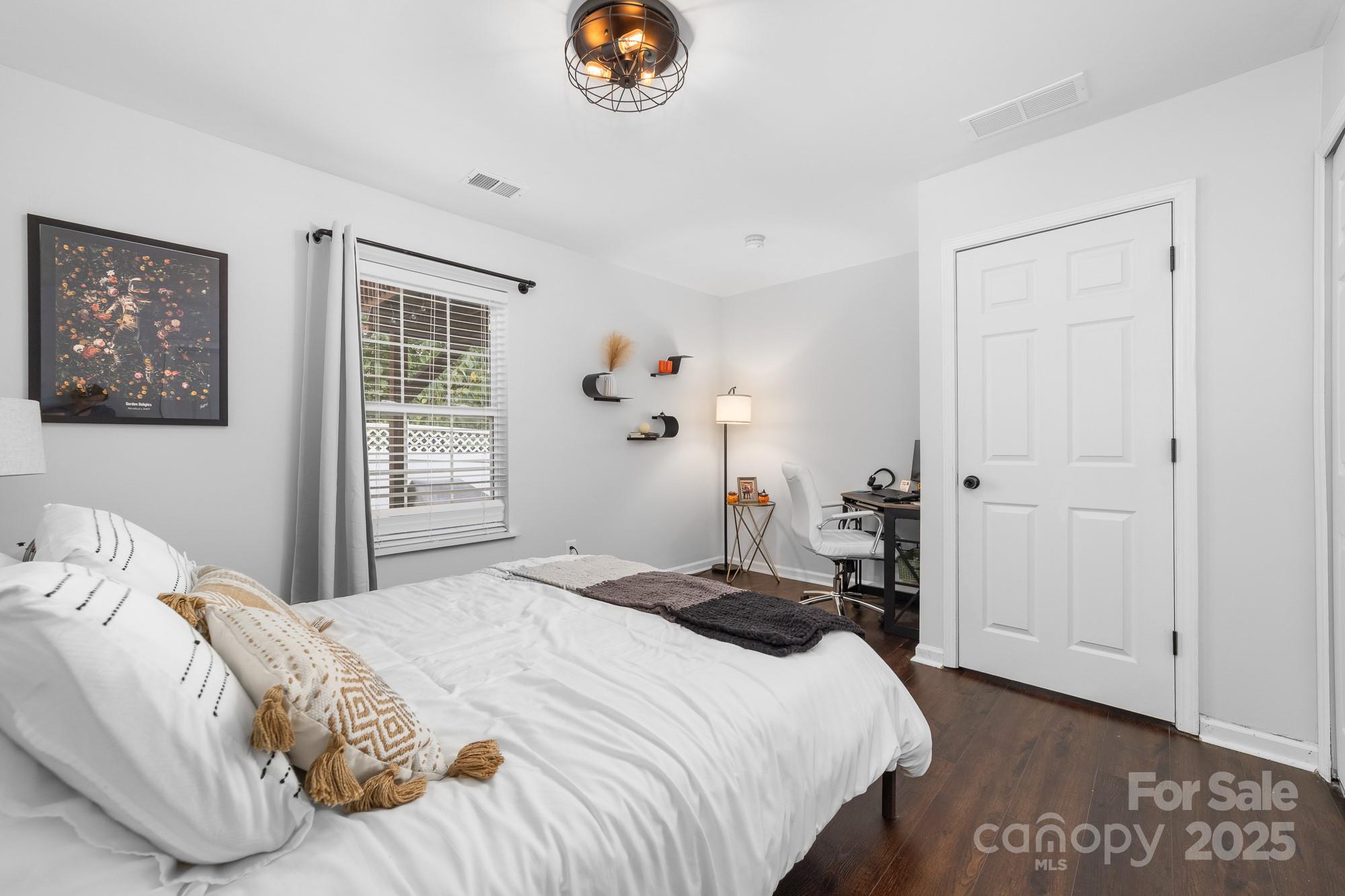 Lexington Commons - Residential