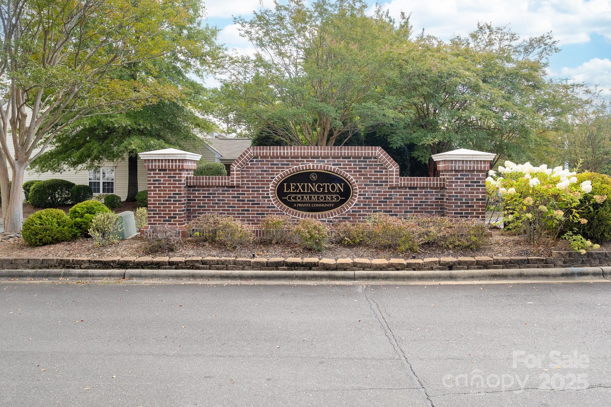 Lexington Commons - Residential