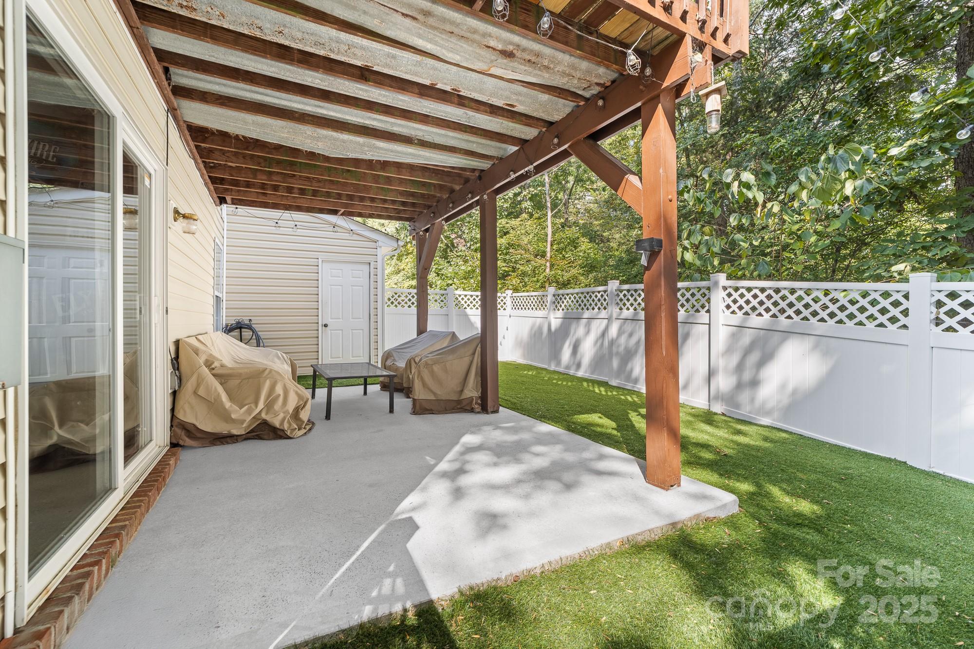 Lexington Commons - Residential