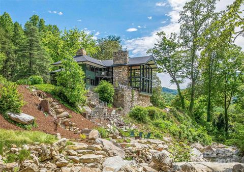 400 Kings Drive Lake Lure NC 28746