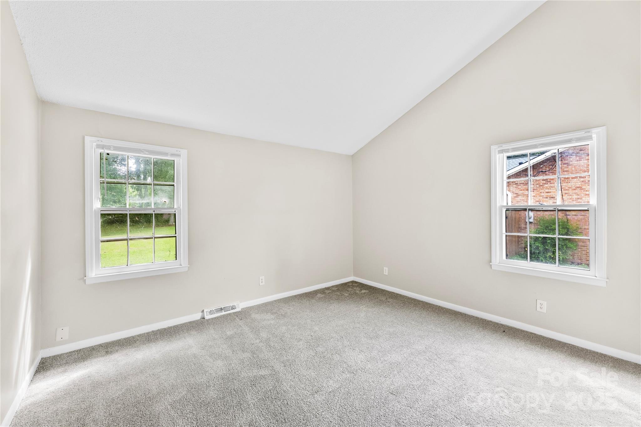 Pineridge - Residential