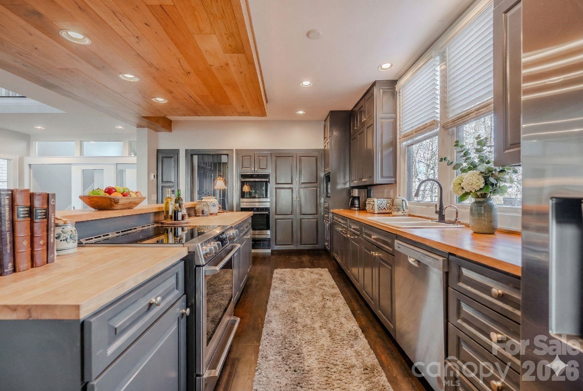 Cliffs Valley - Residential