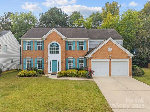 7819 Noland Woods Drive Charlotte NC 28277
