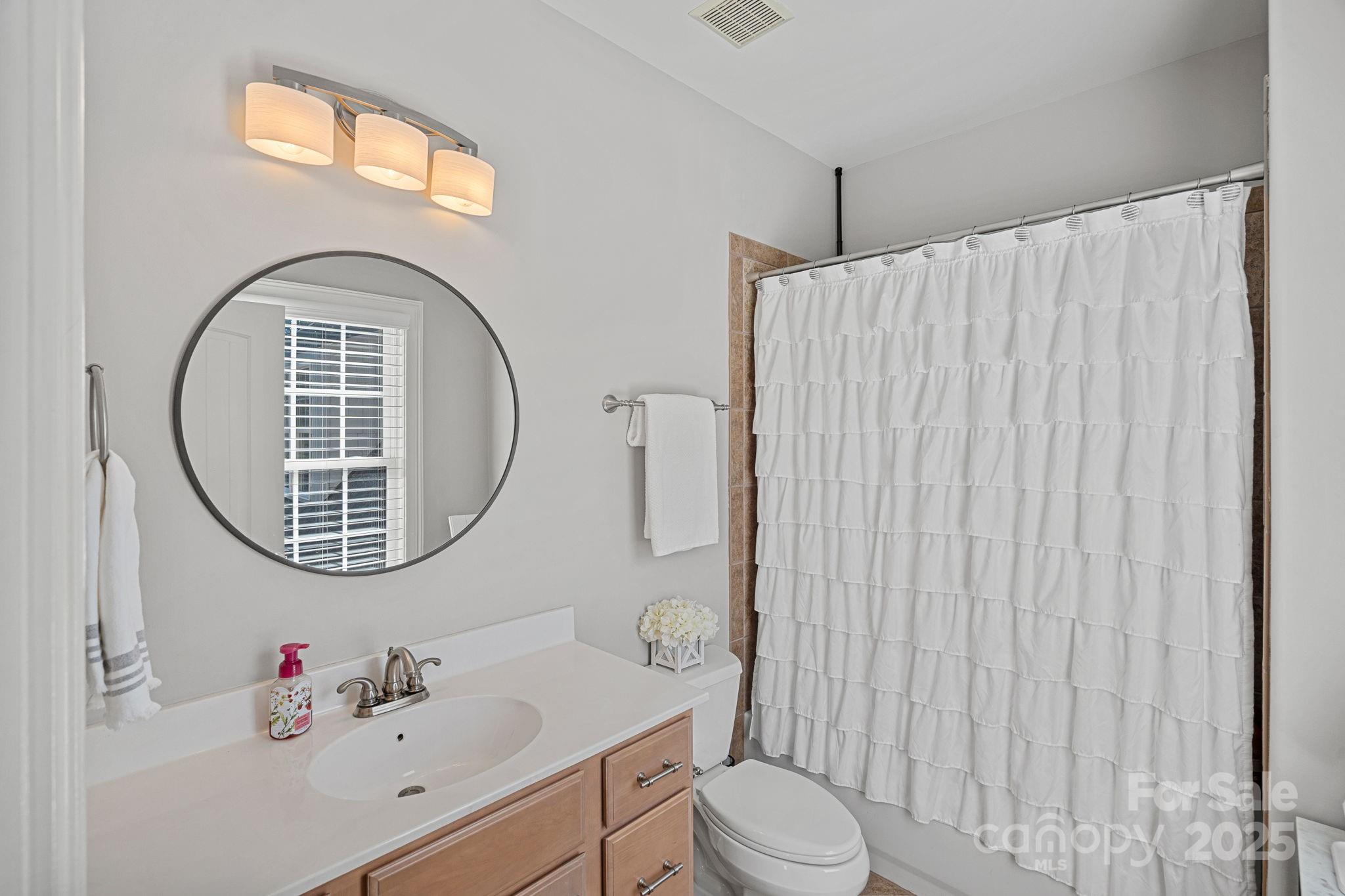 Treetops At Cowans Ford - Residential