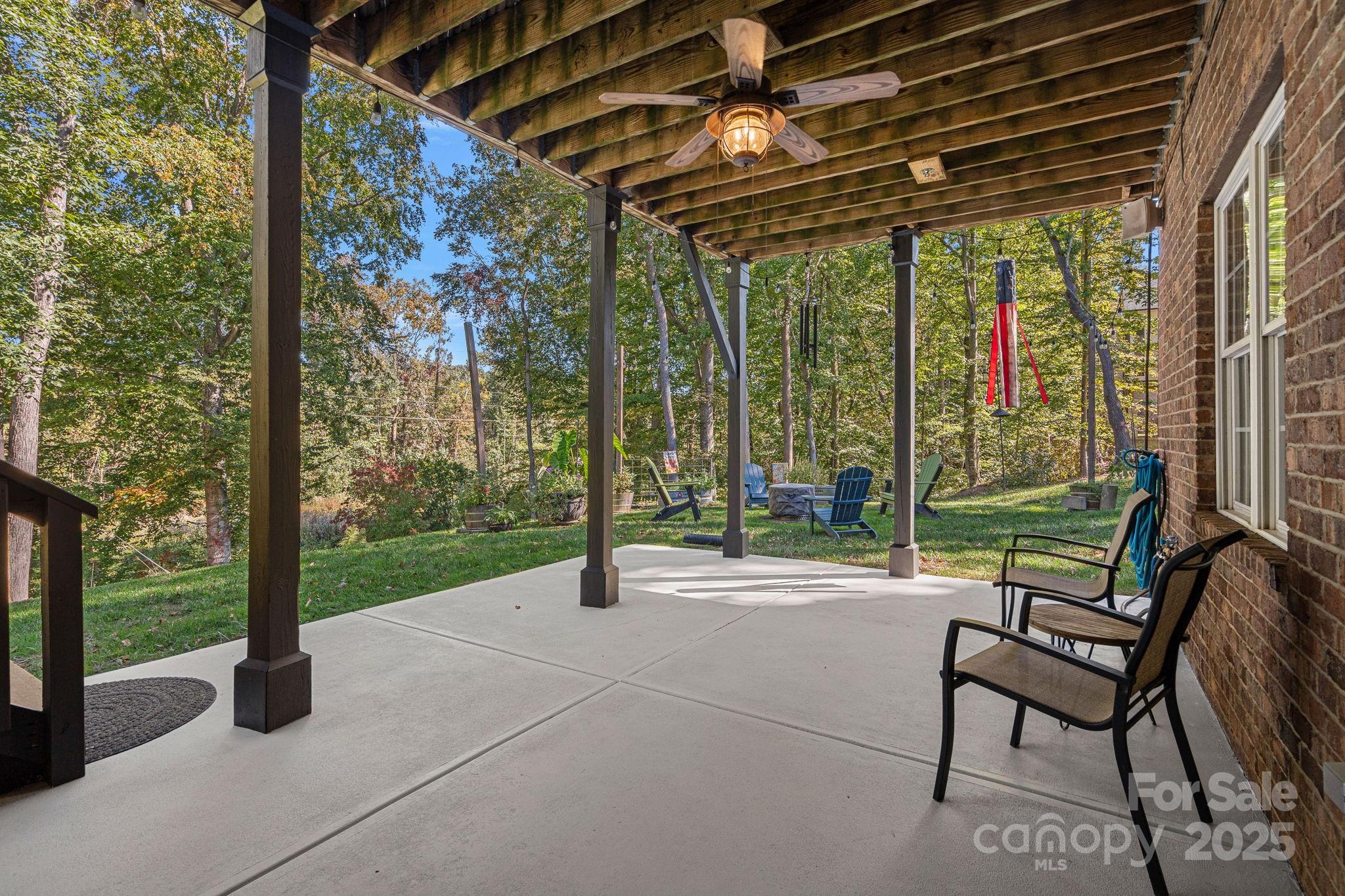 Treetops At Cowans Ford - Residential