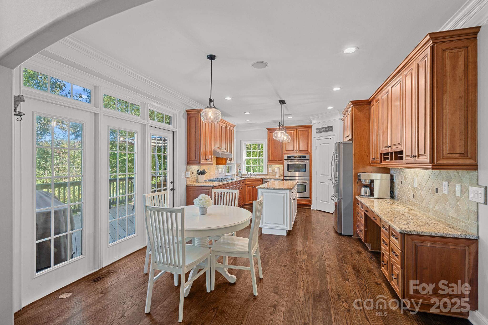 Treetops At Cowans Ford - Residential