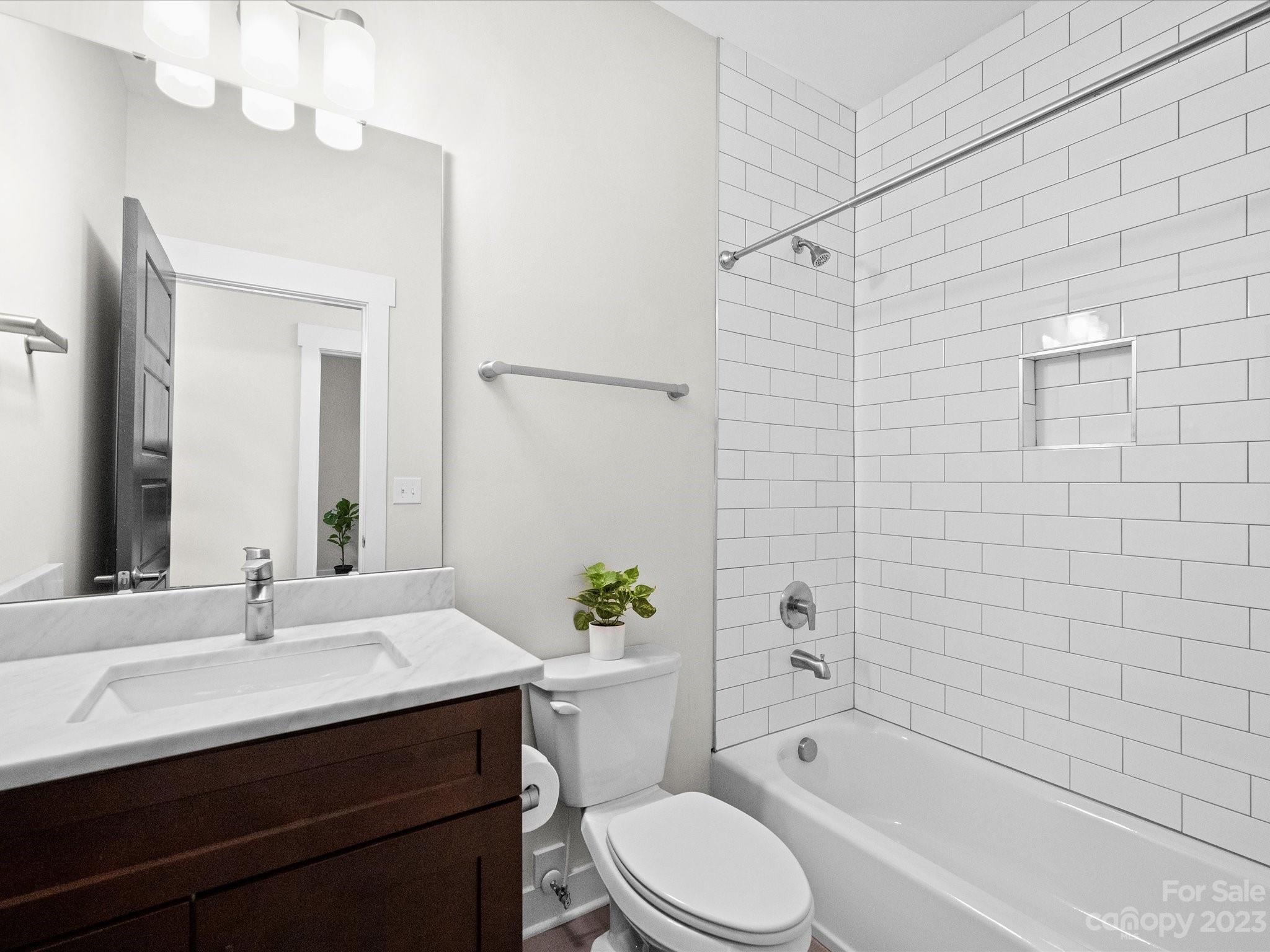 The Arts District - Residential