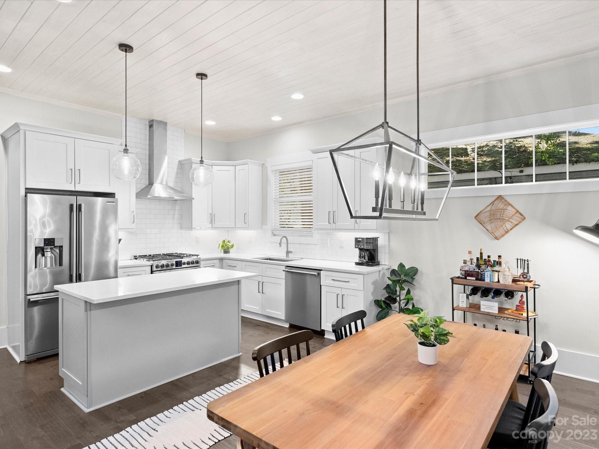 The Arts District - Residential