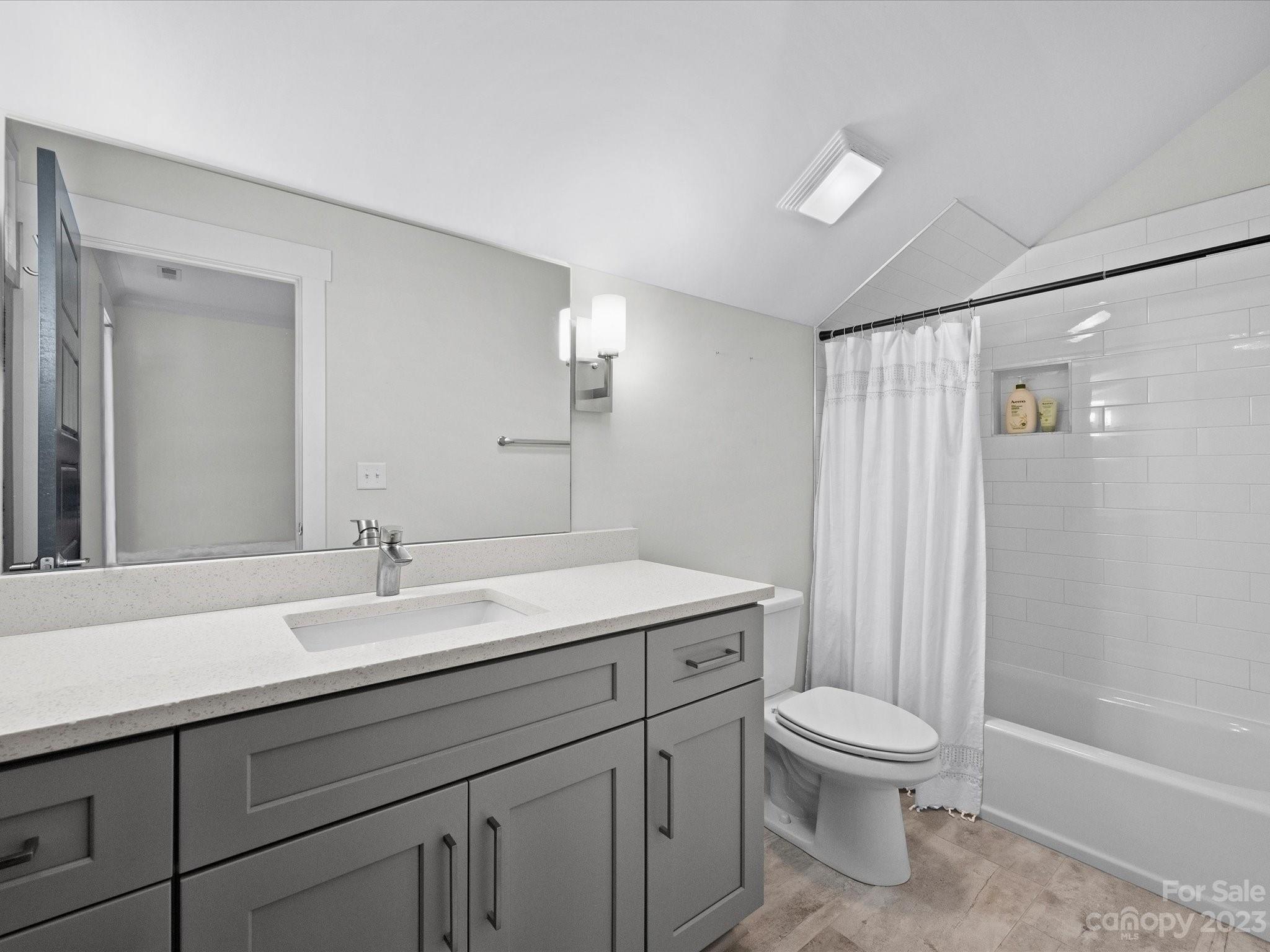 The Arts District - Residential