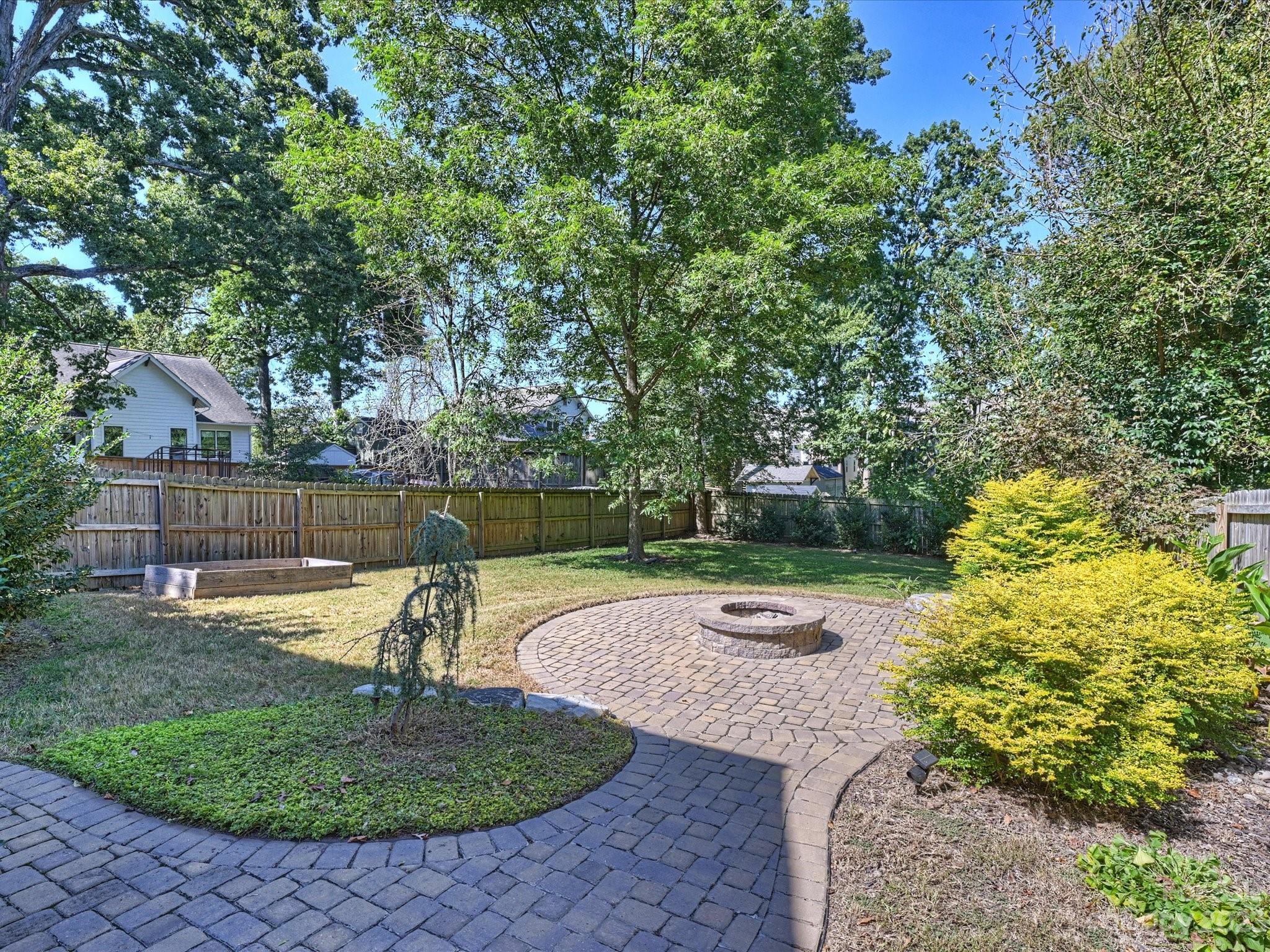 The Arts District - Residential