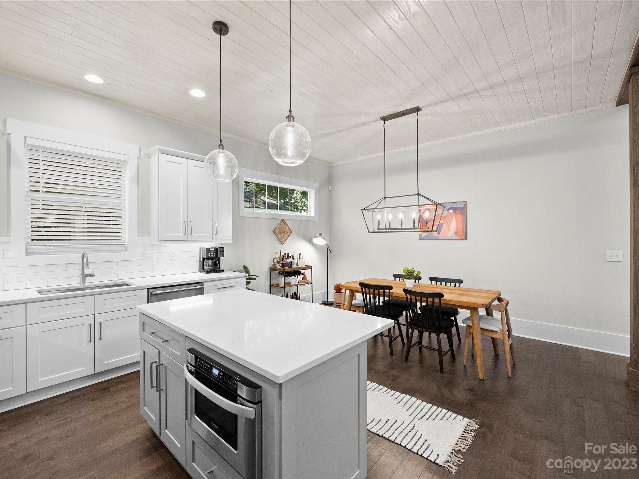 The Arts District - Residential