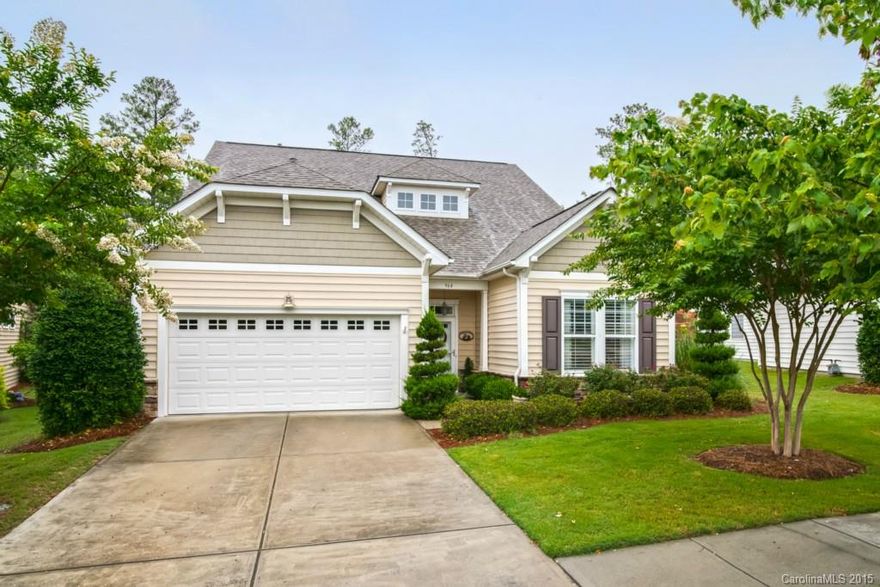 This beautiful executive home sits on the largest lot in Calloway & is on the golf course. Well appointed w/ every builder upgrade possible from 10' ceilings, gourmet kitchen, over-sized master, surround sound, study/flex room, gas fireplace, over-sized screened porch & brick pavered patio. Professionally decorated & staged, some furnishing are negotiable. All lawn & landscape maintenance is handled by the HOA.  Bring the pickiest buyers, this home is truly immaculate, turn-key & ready to go!