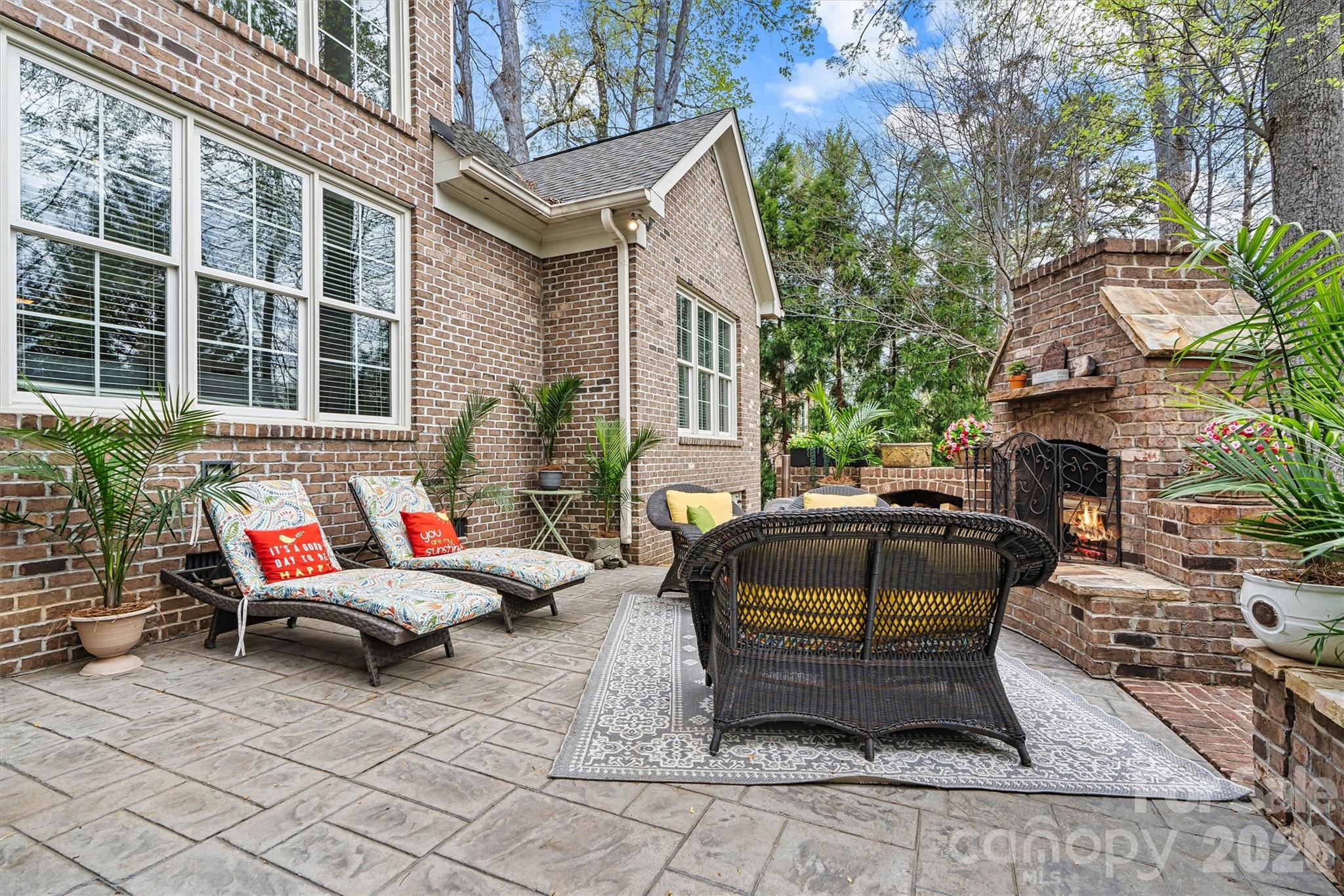 Treetops At Cowans Ford - Residential