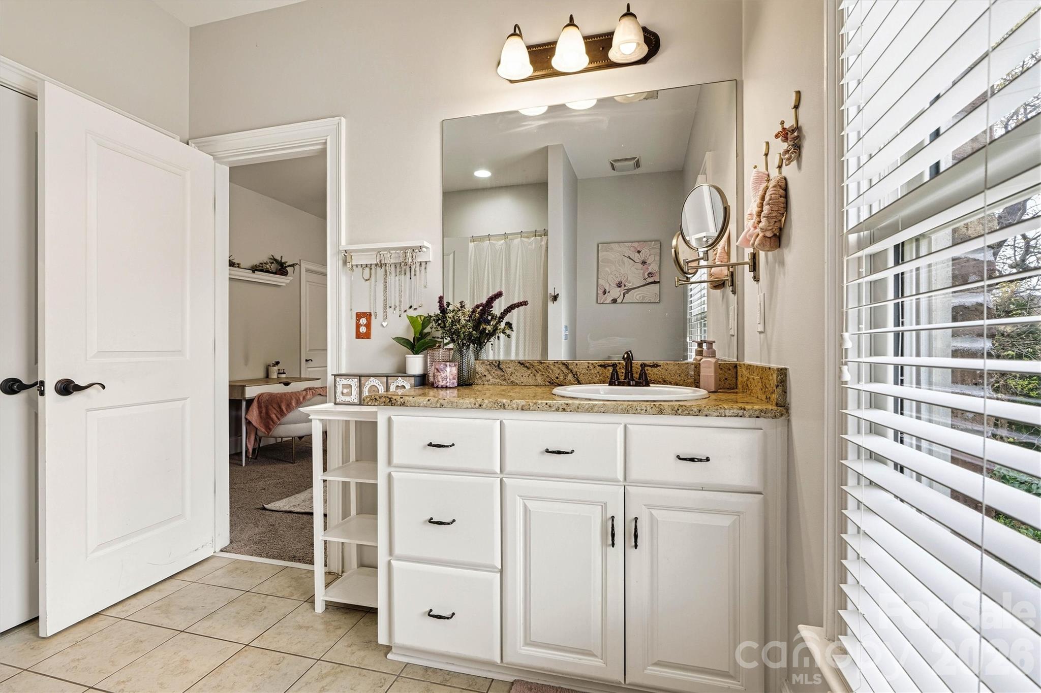 Treetops At Cowans Ford - Residential