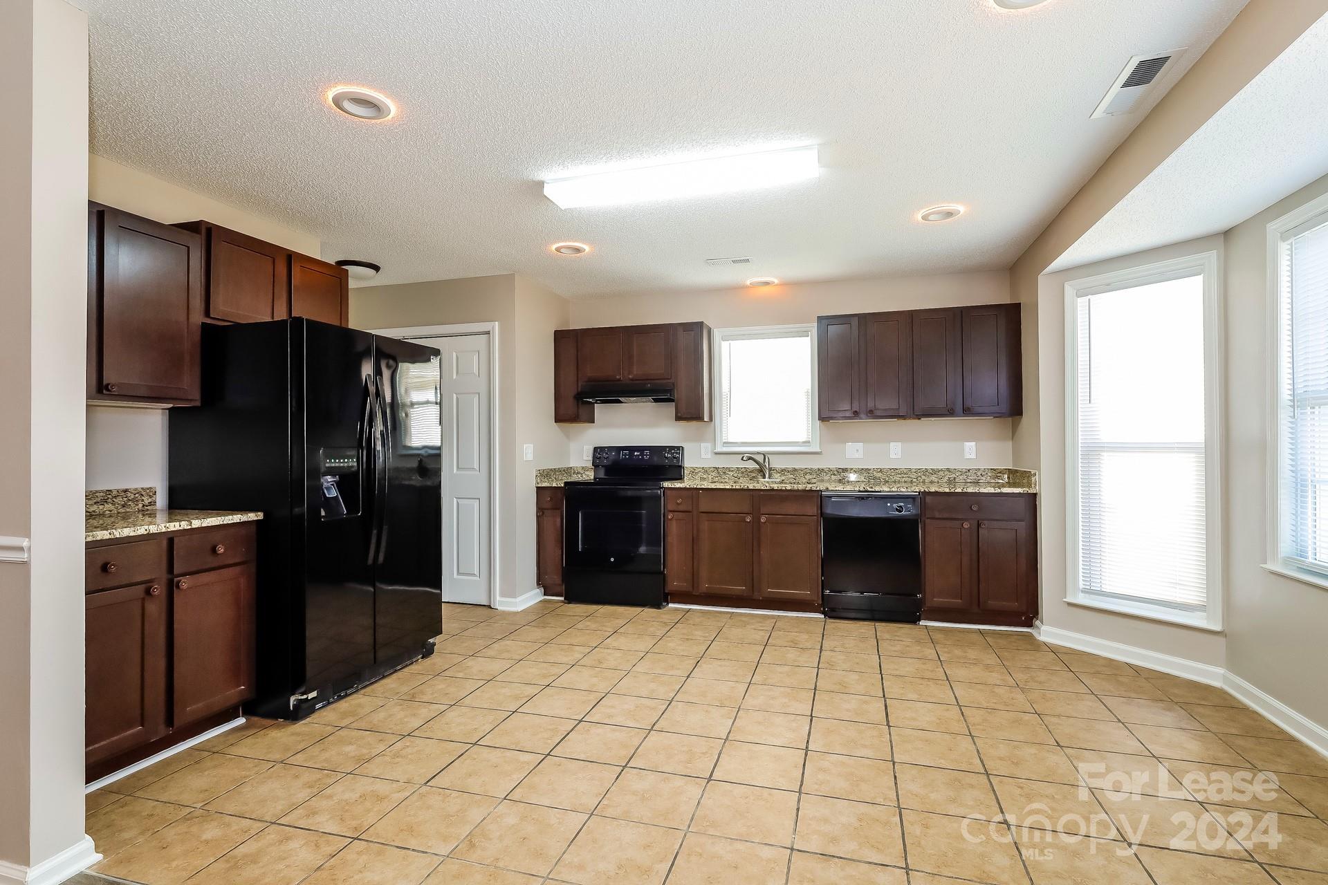 Ashe Croft - Residential Lease