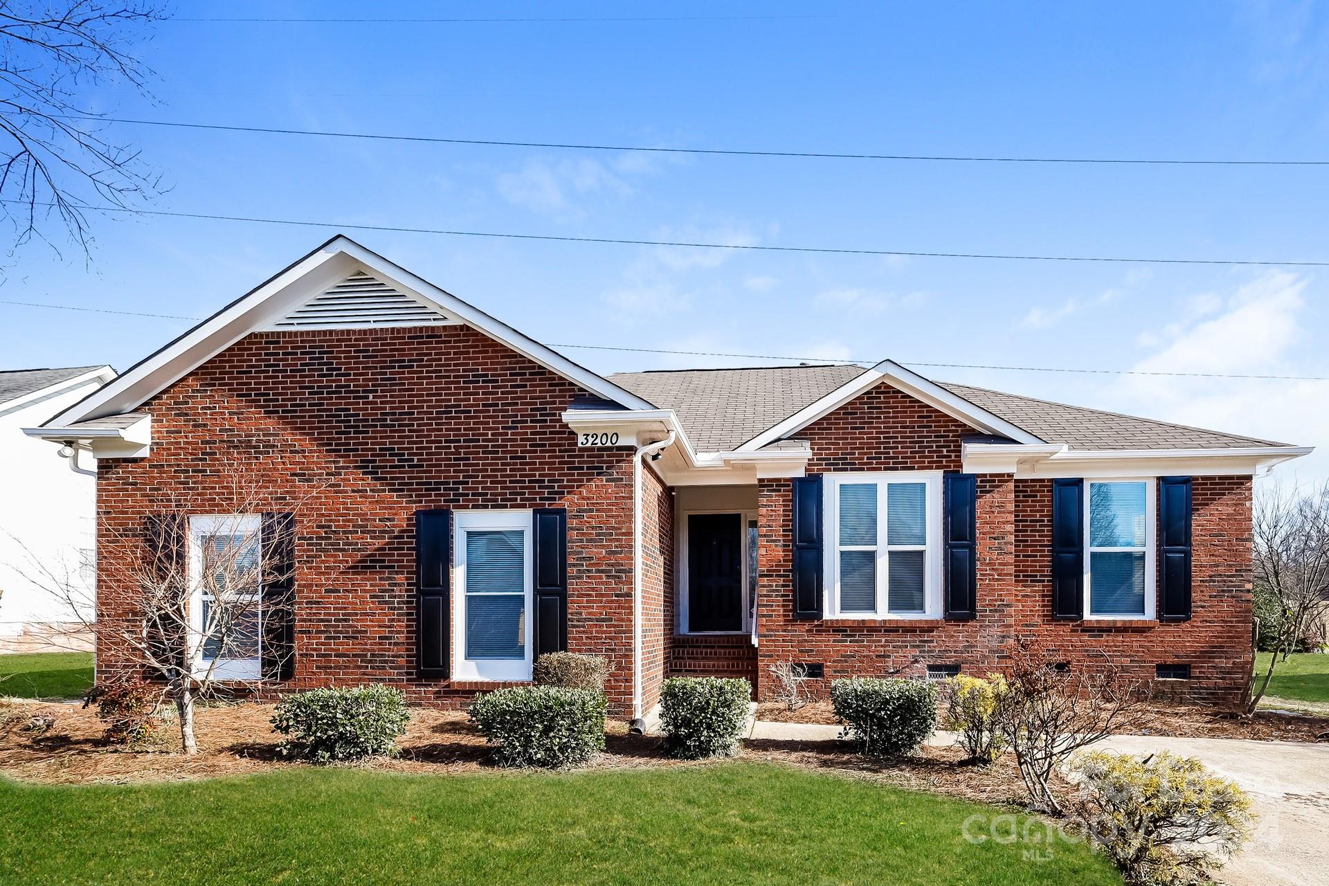 Ashe Croft - Residential Lease