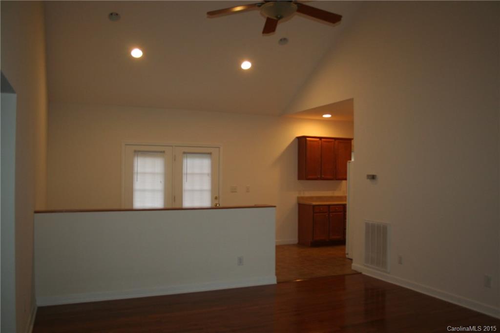 Lakeridge - Residential