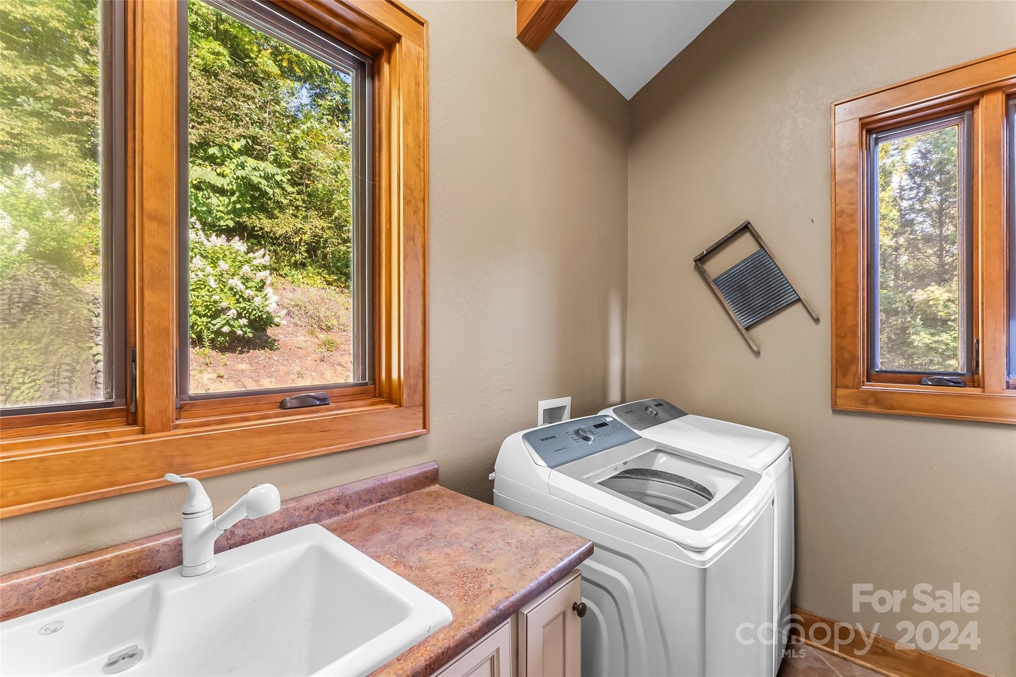 Rolling Meadows Estate - Residential