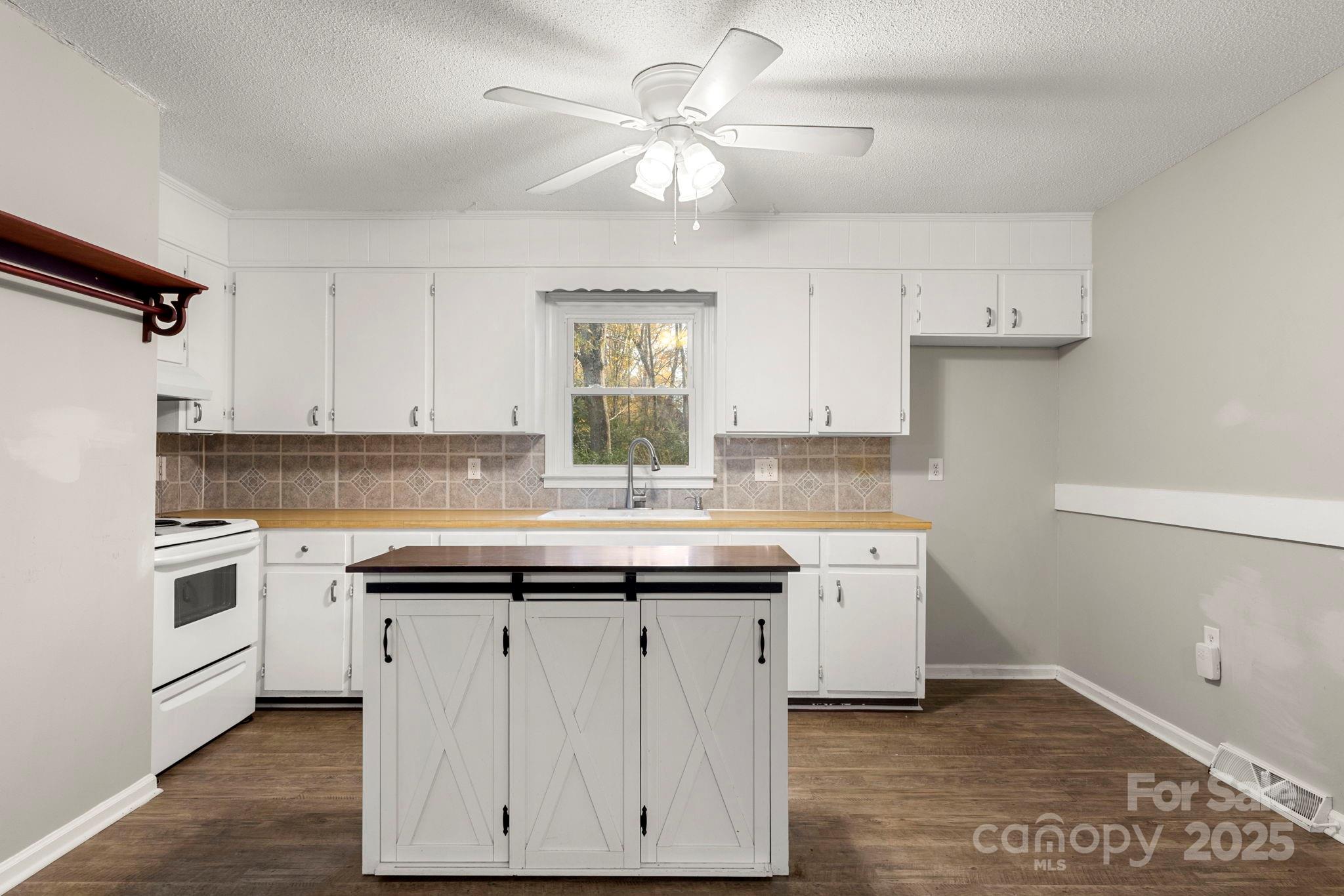 604 Cold Stream Circle