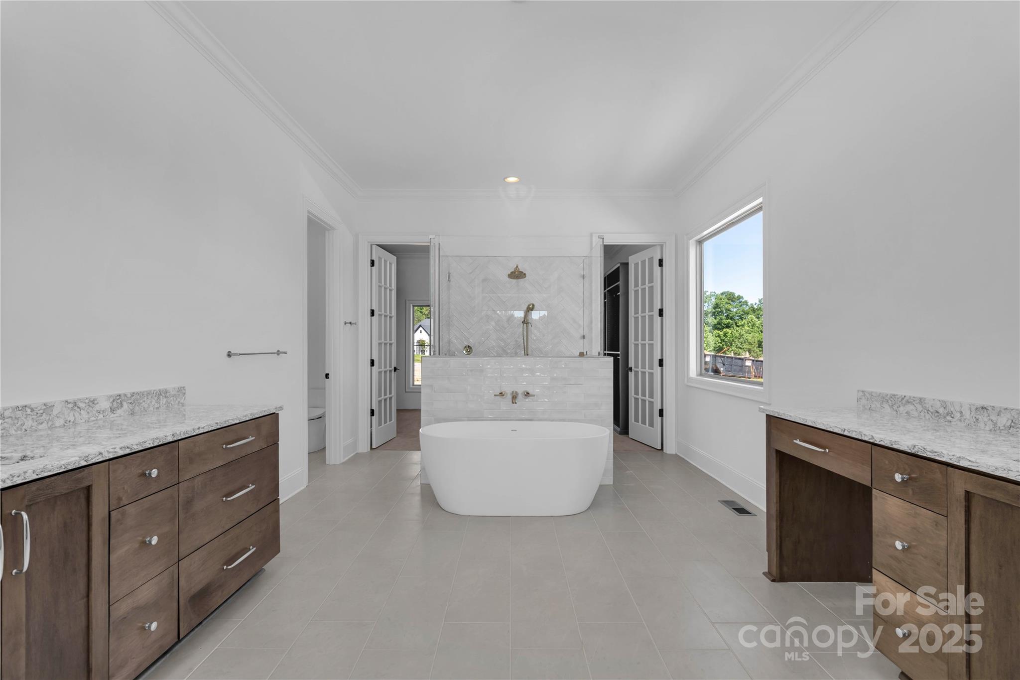 Davidson Pond - Residential