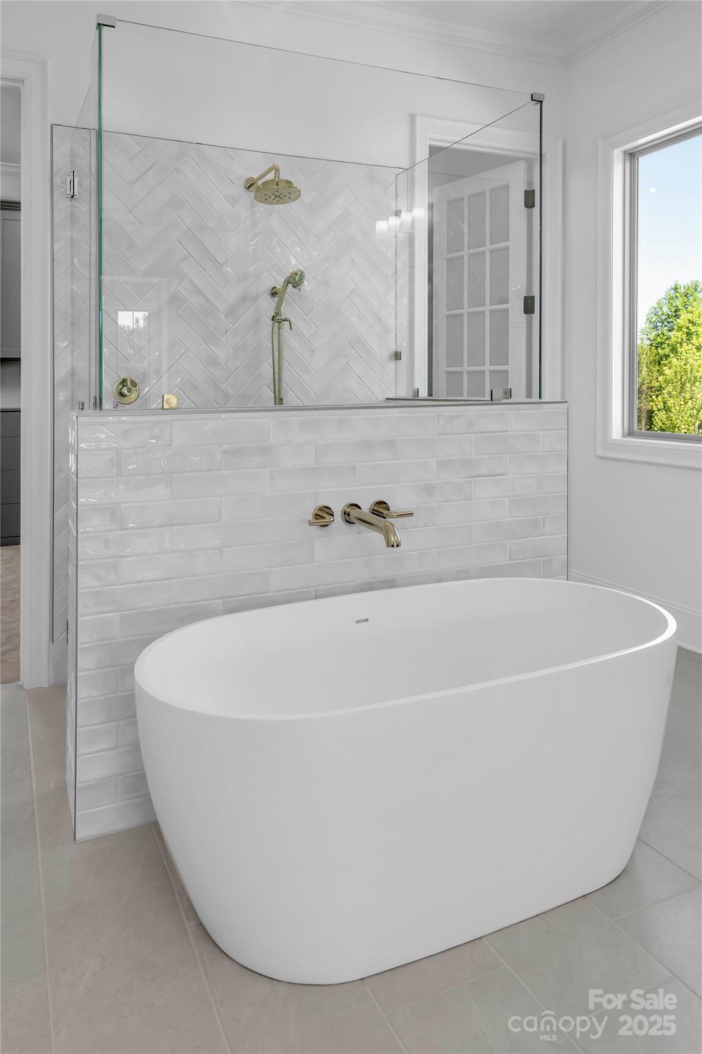 Davidson Pond - Residential