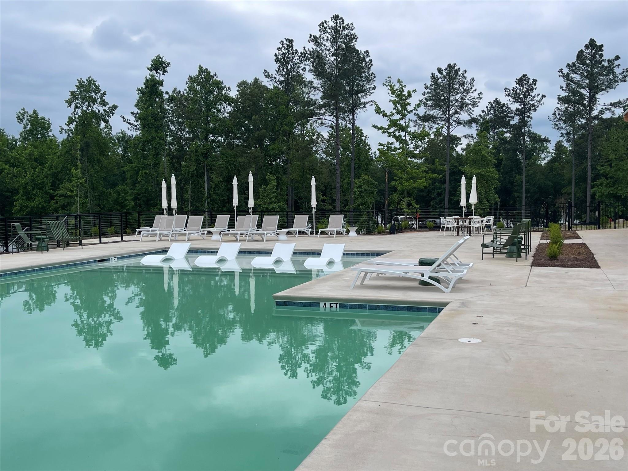 Lakeside Reserve - Land