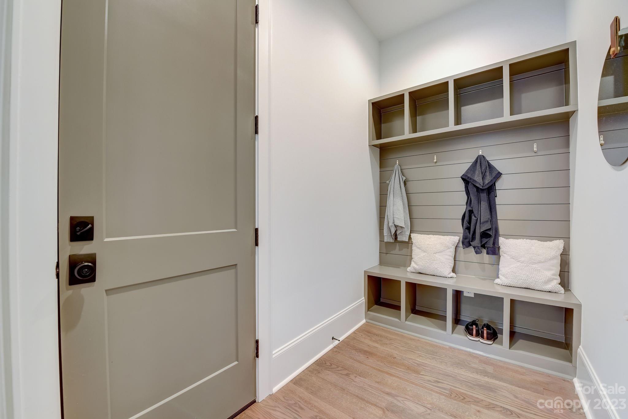 Villa Heights - Residential