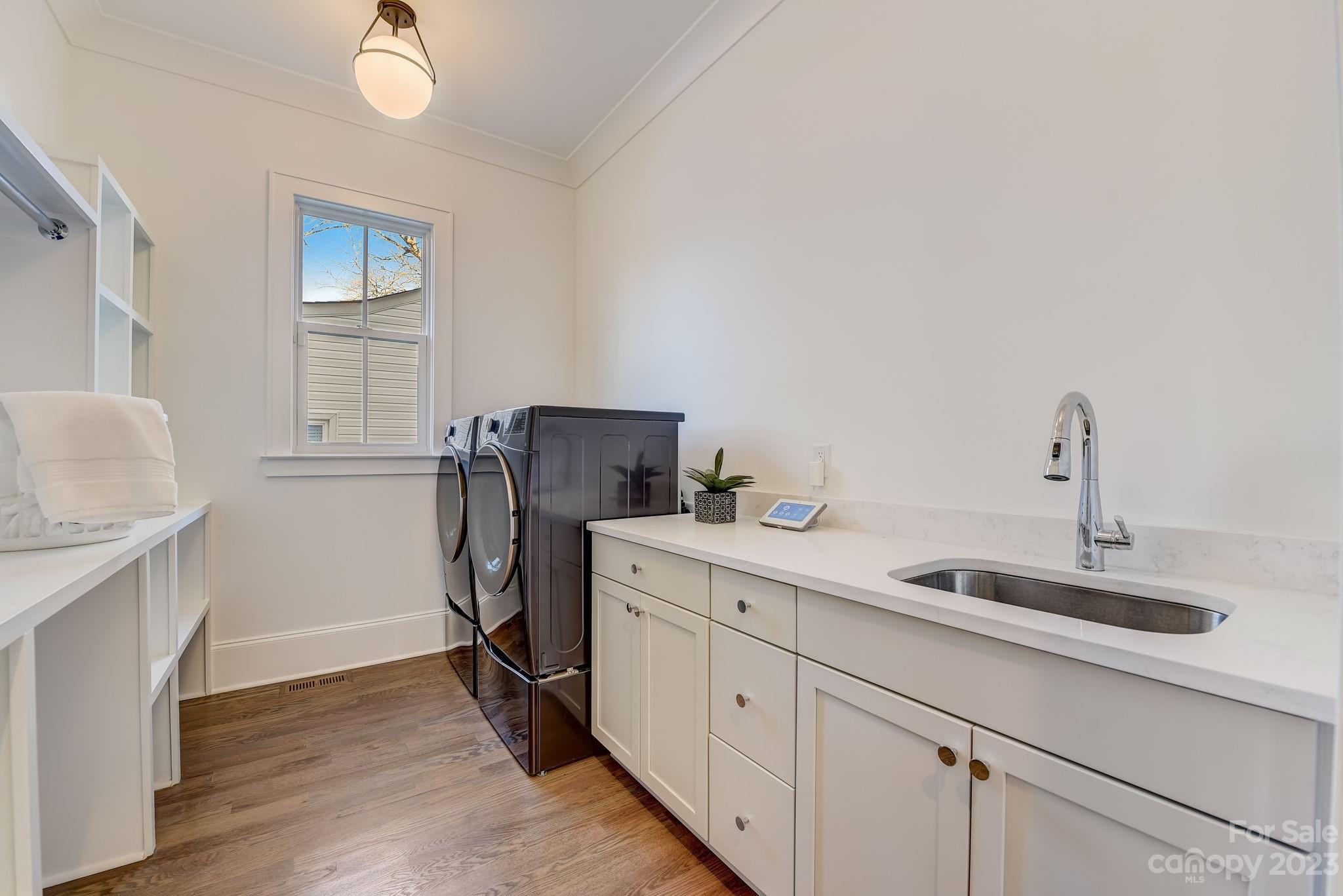 Villa Heights - Residential