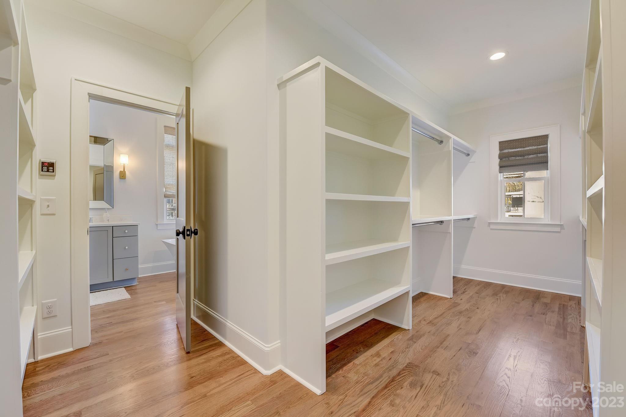 Villa Heights - Residential