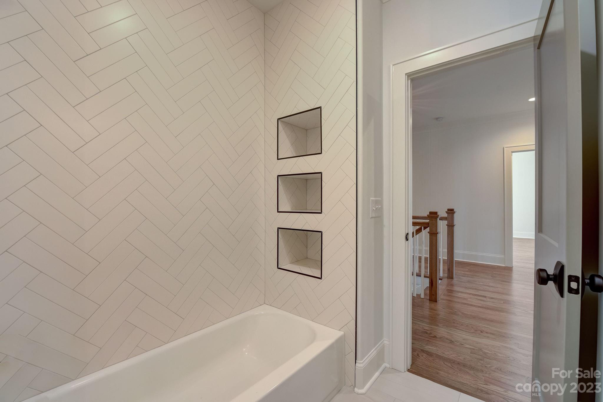 Villa Heights - Residential