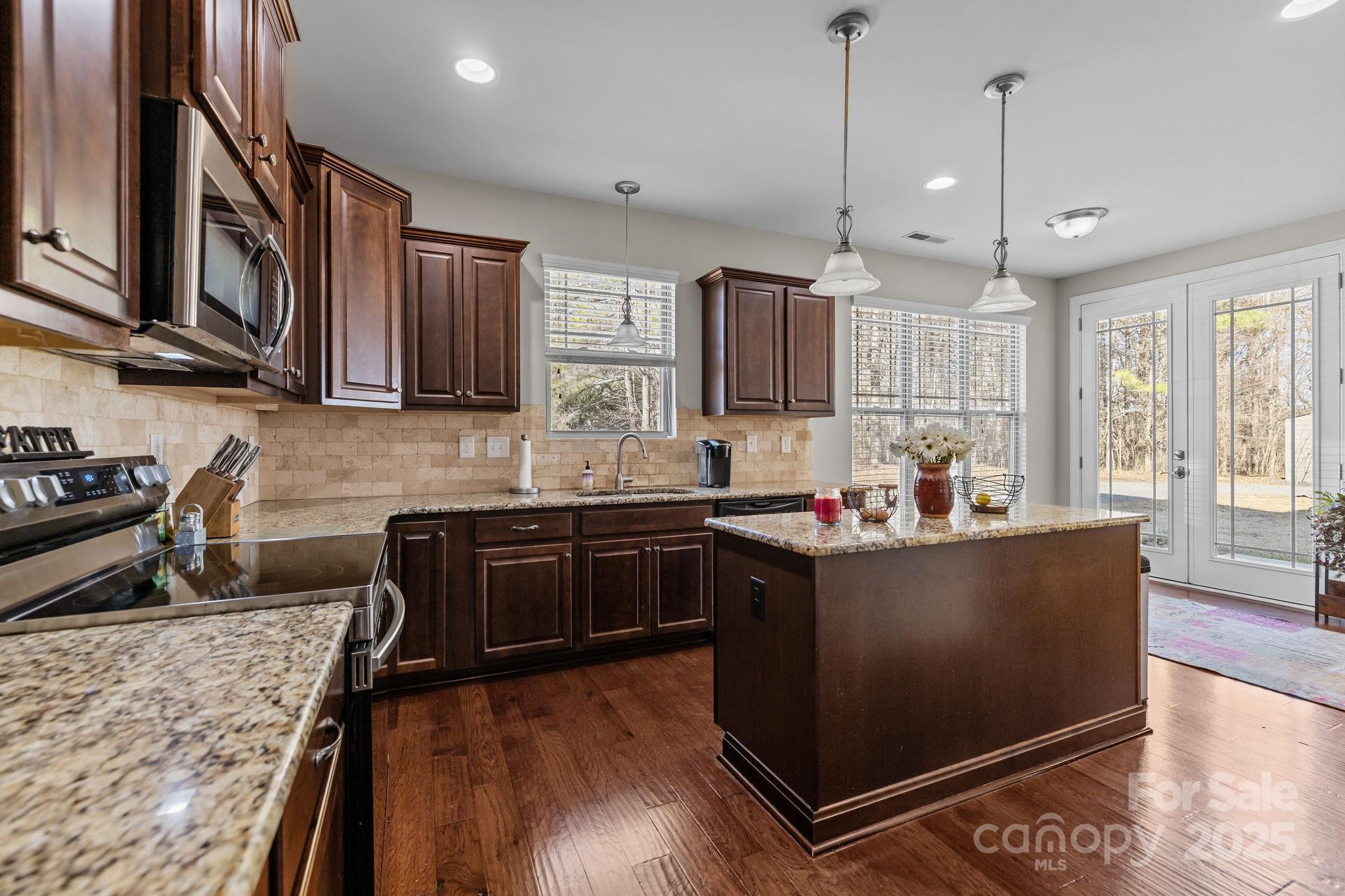 2419 Dellwood Drive 42