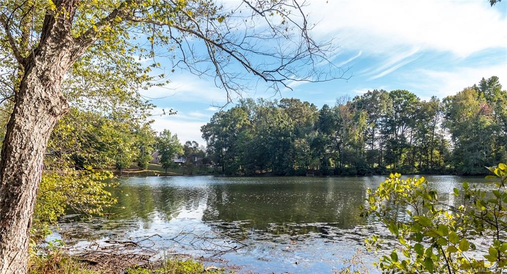 Meadowind - Residential