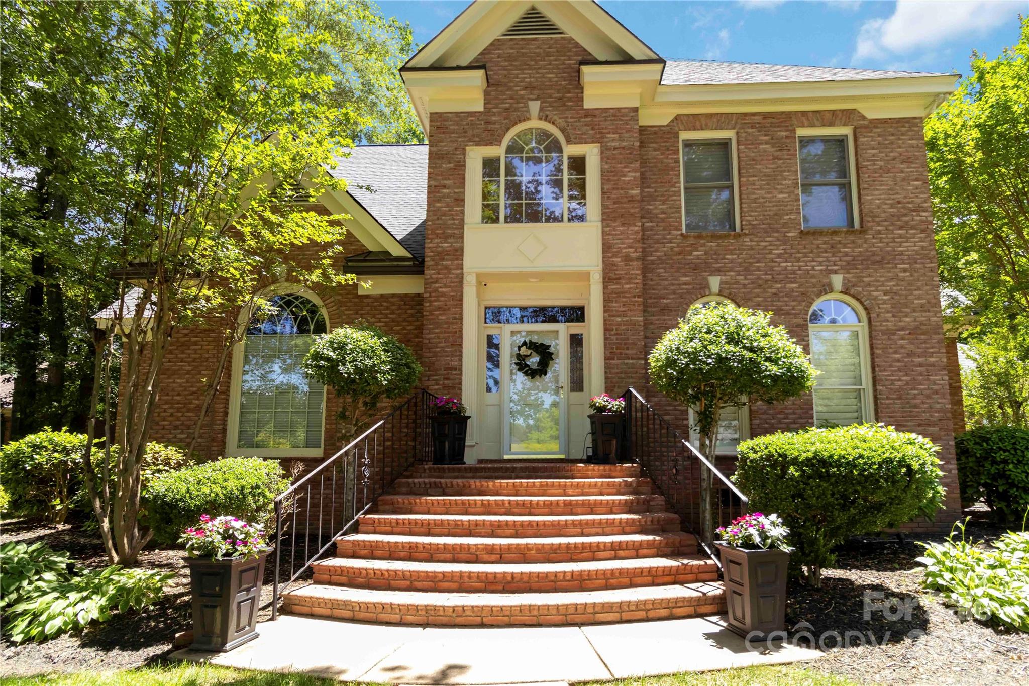1520 Cureton Drive