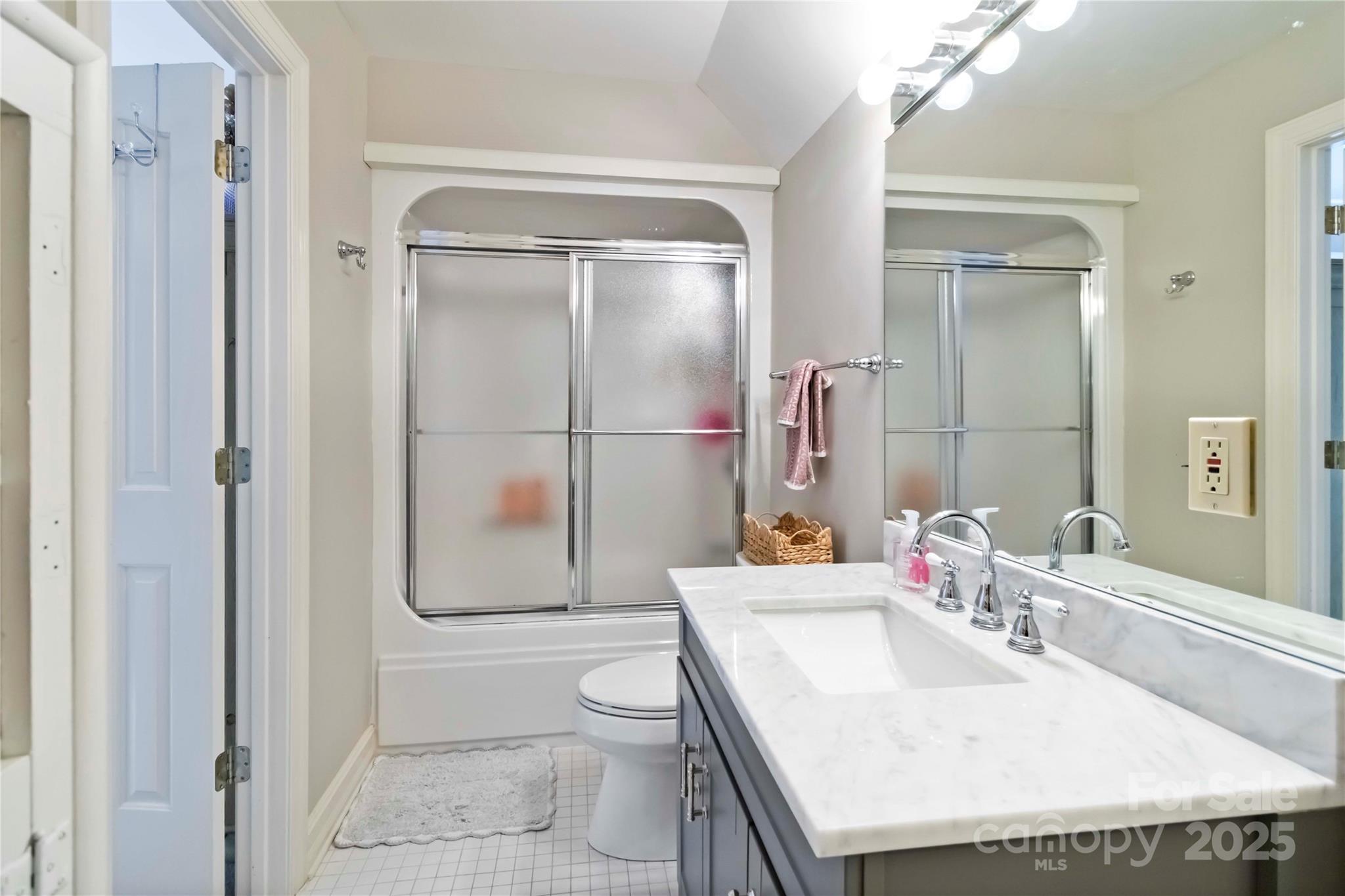 Meadow Lakes II - Residential