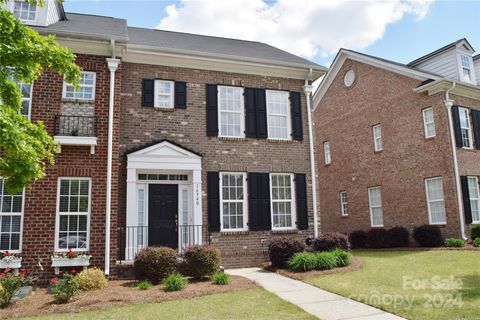 Photo for 16940 Summers Walk Boulevard