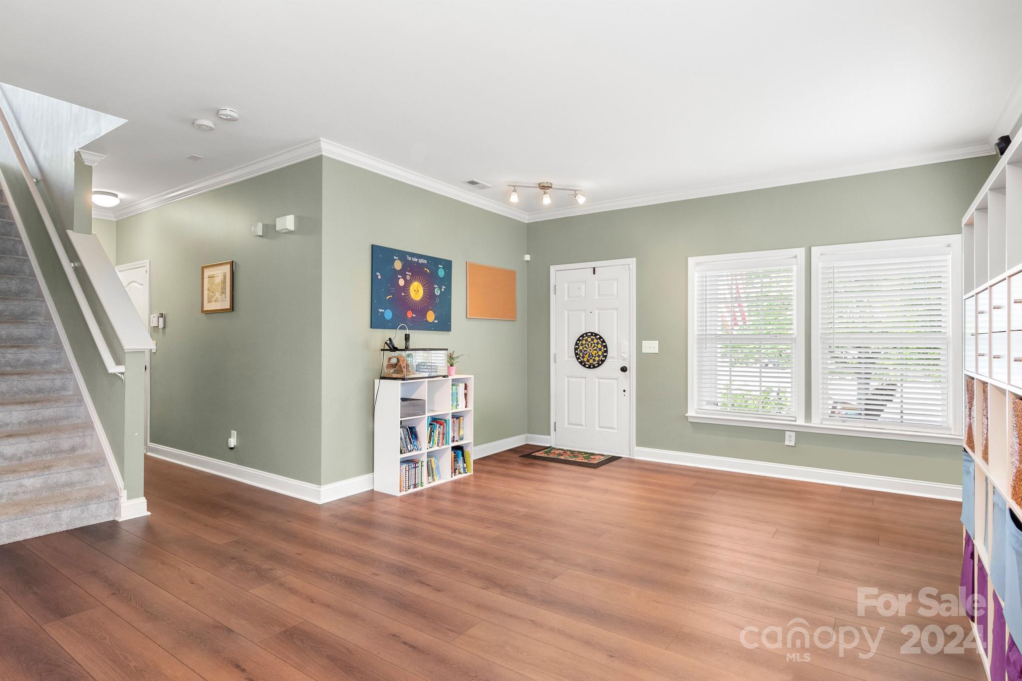 English Trails - Residential