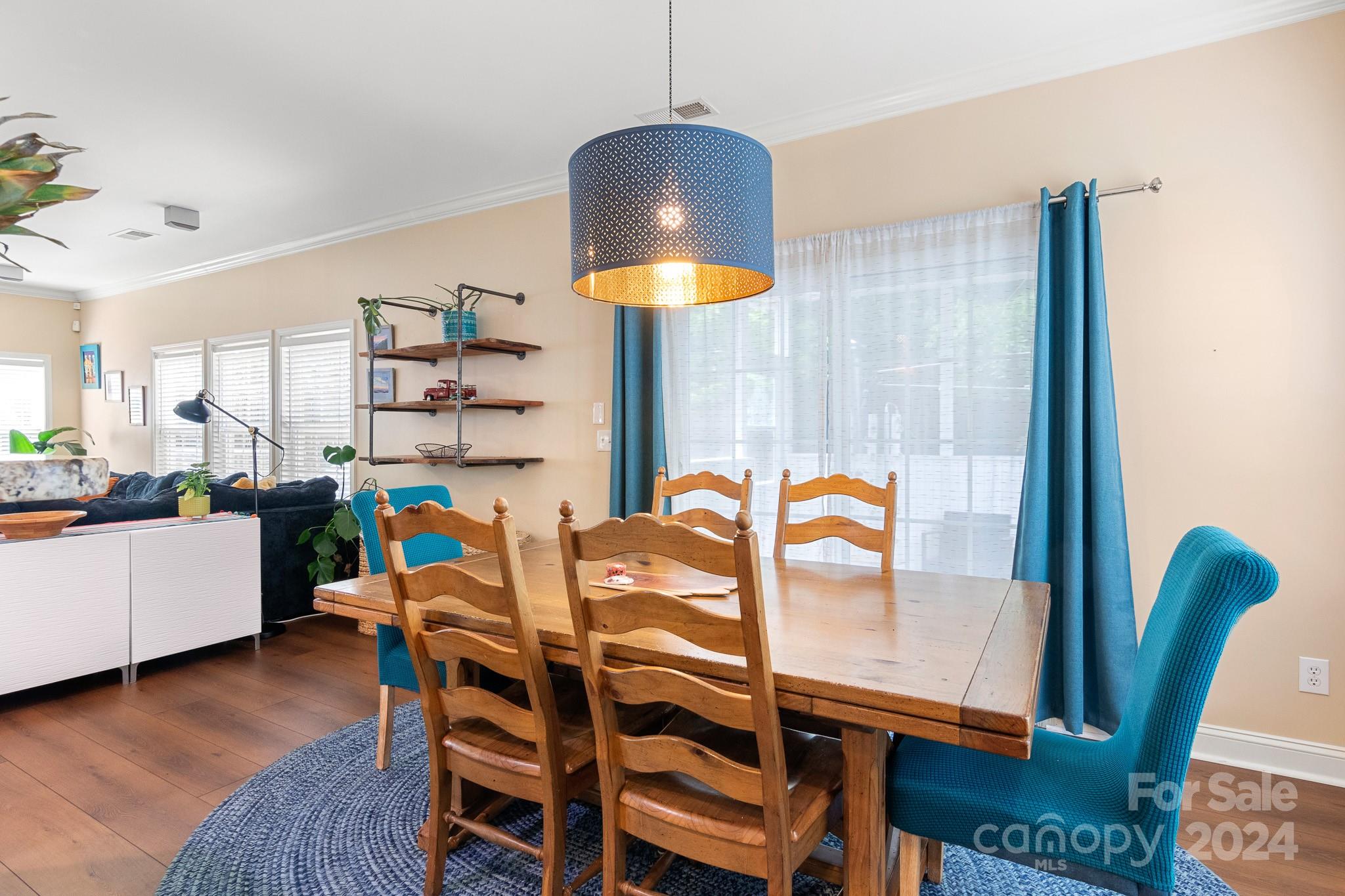 English Trails - Residential