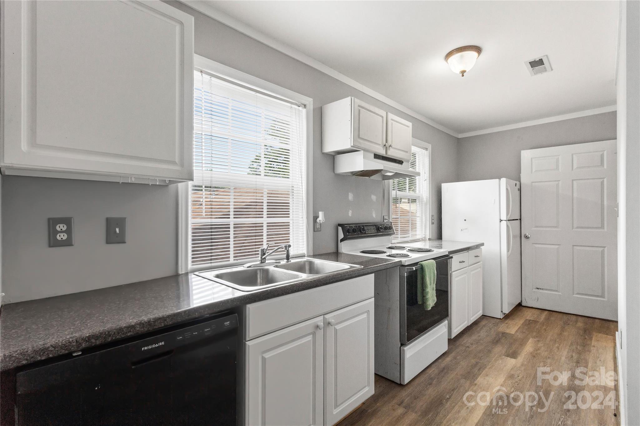 Cedarcroft - Residential