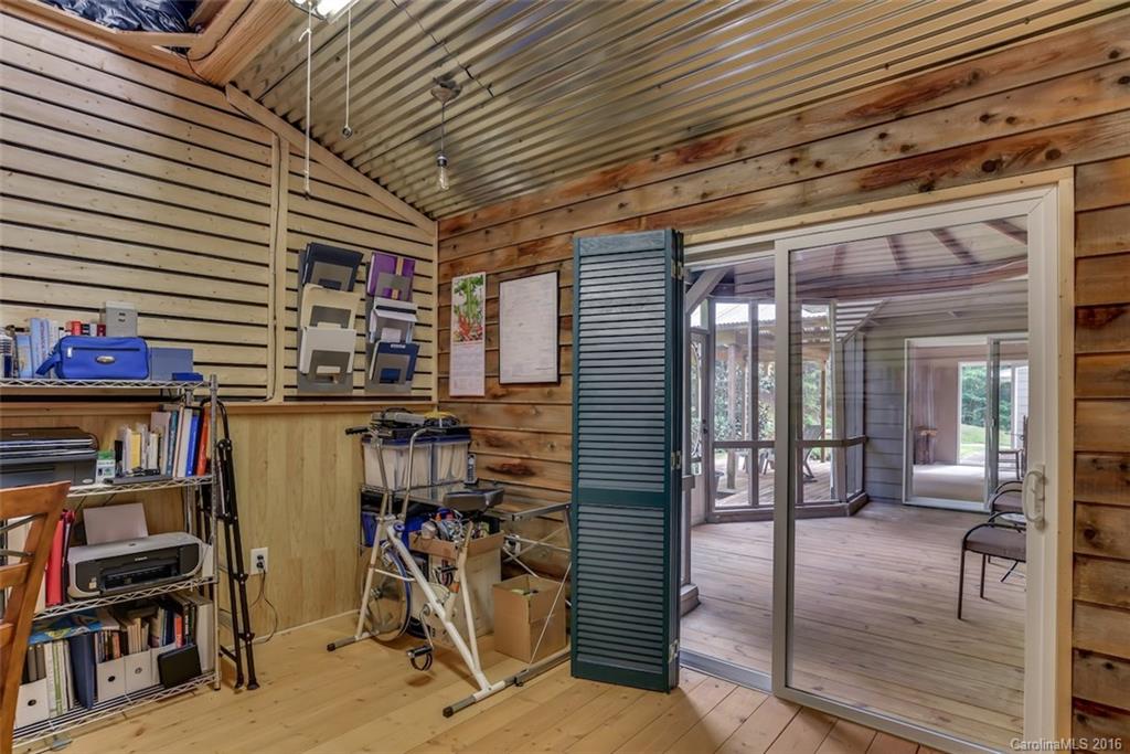 Holly Forest - Residential