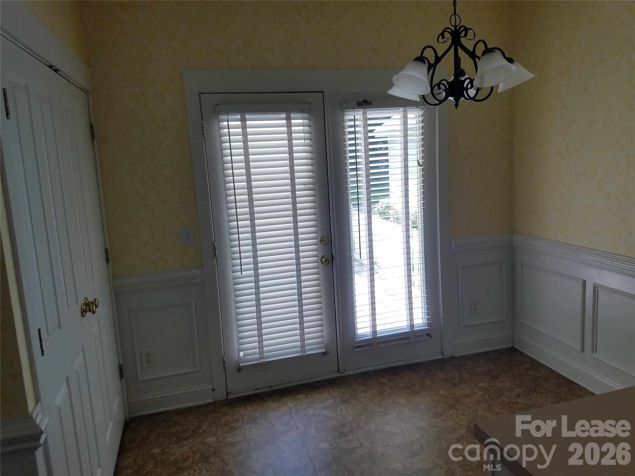 11355 Deer Ridge Lane