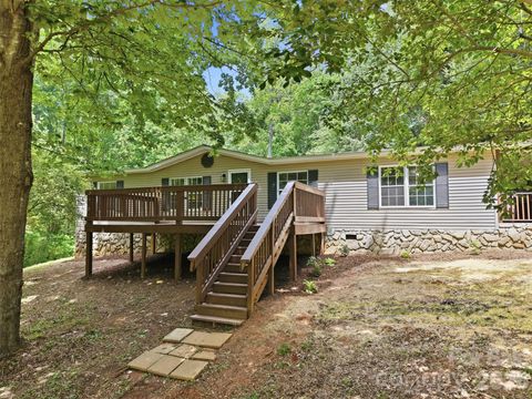 Photo of 4392 Valley Trail, Morganton, NC 28655 (MLS # 4378475)