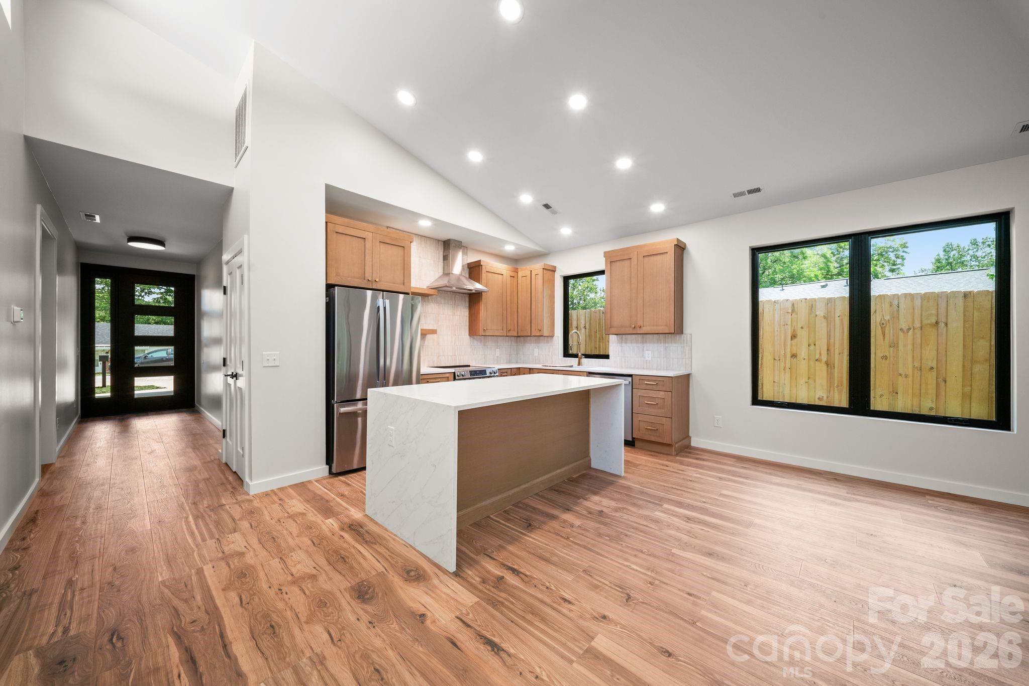6 Sandhurst Drive