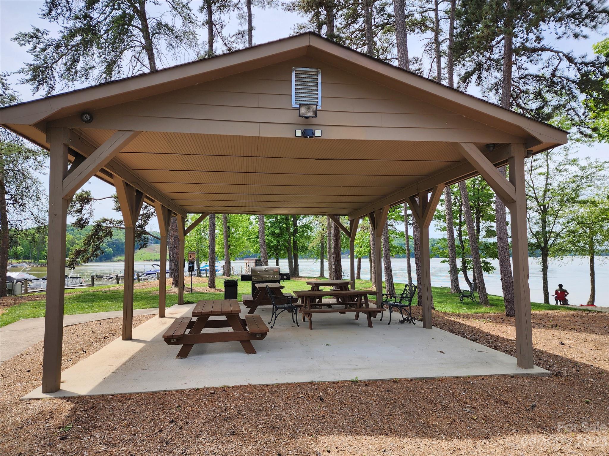 Reflection Pointe - Residential