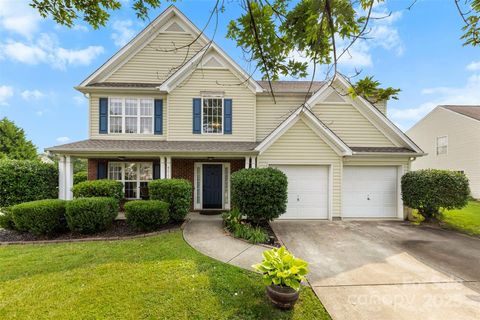 4612 Maple Crest Place Harrisburg NC 28075