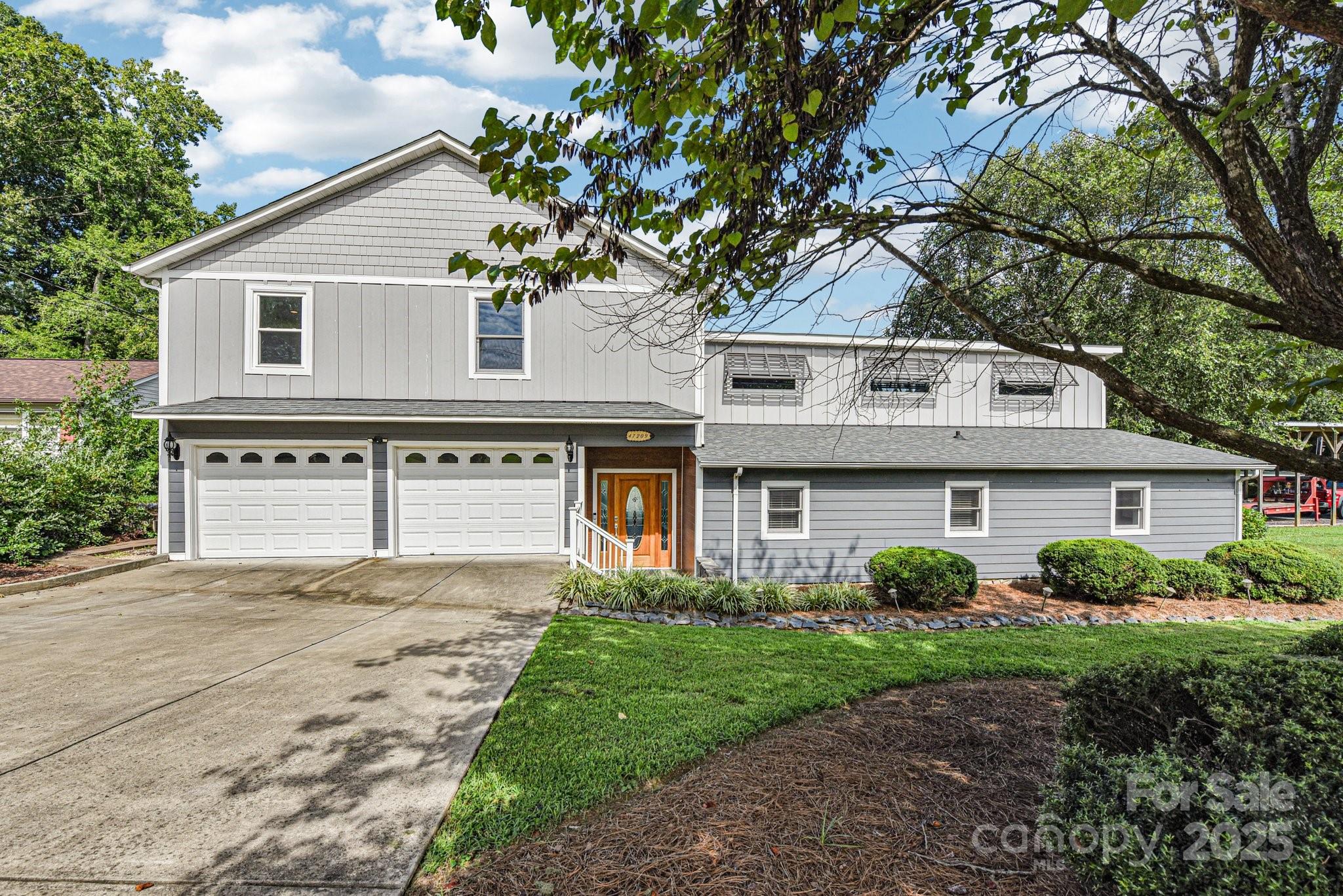 47209 Paradise Lane
