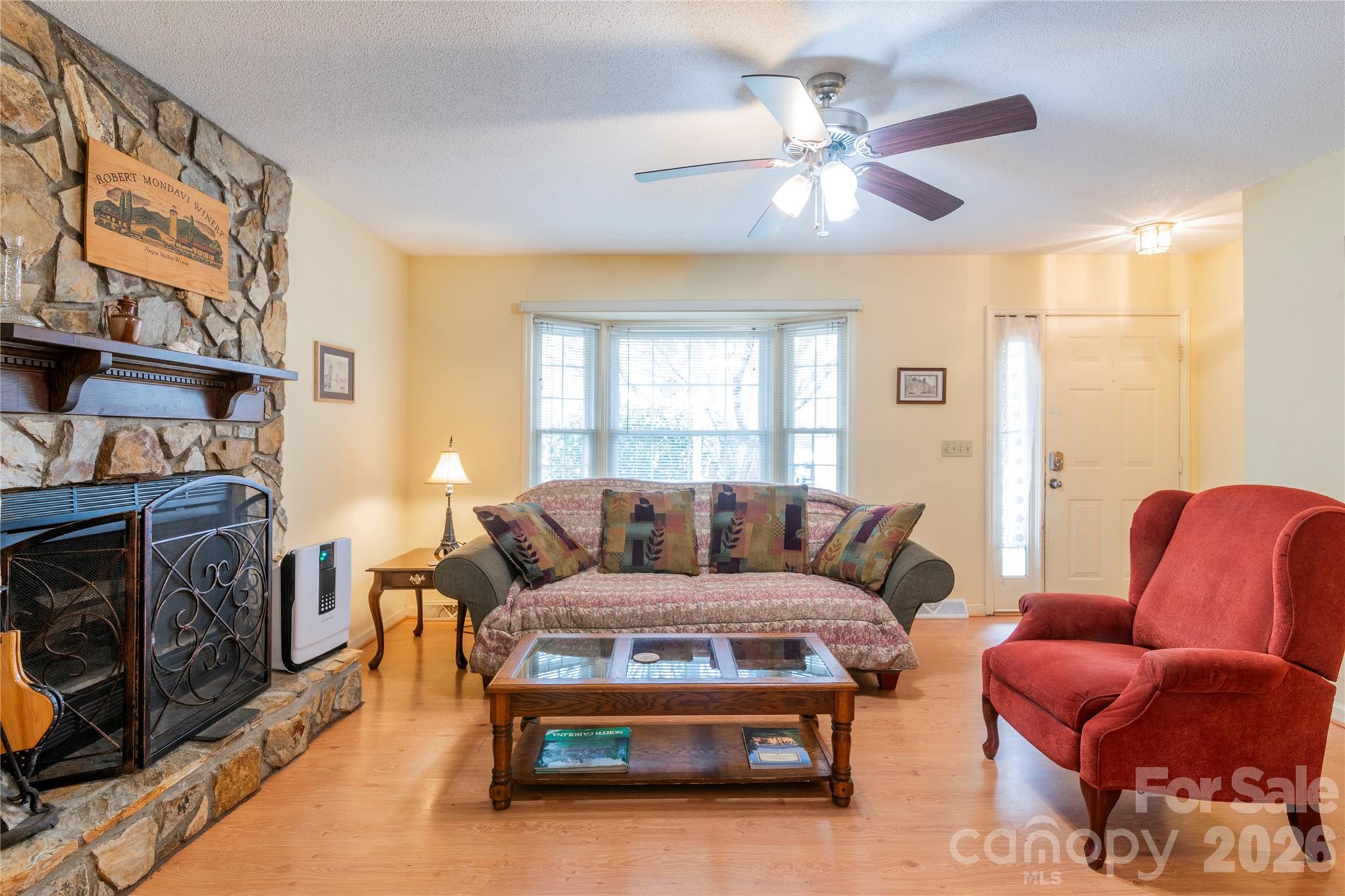 3384 Farm Lake Drive SW