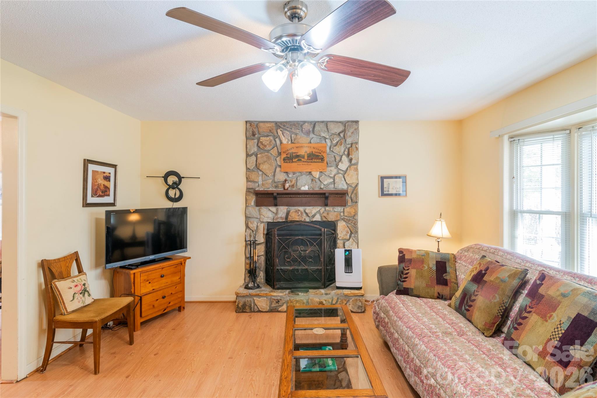 3384 Farm Lake Drive SW