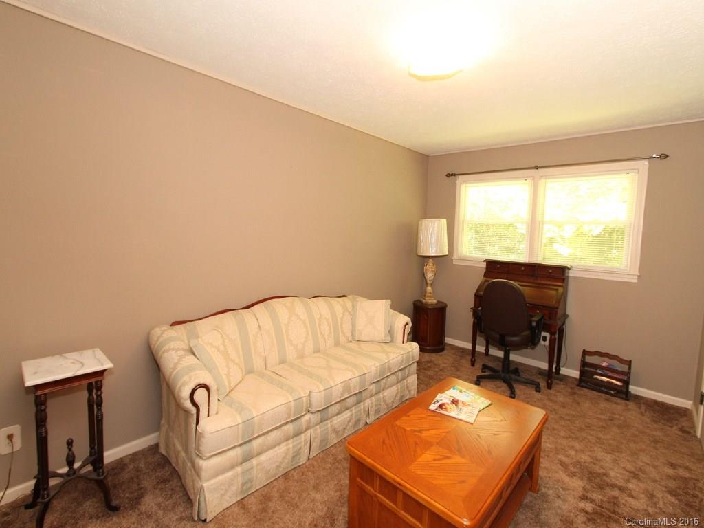 Brookland Manor - Residential