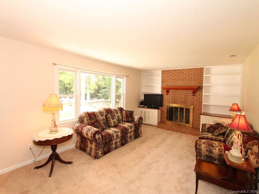 Brookland Manor - Residential